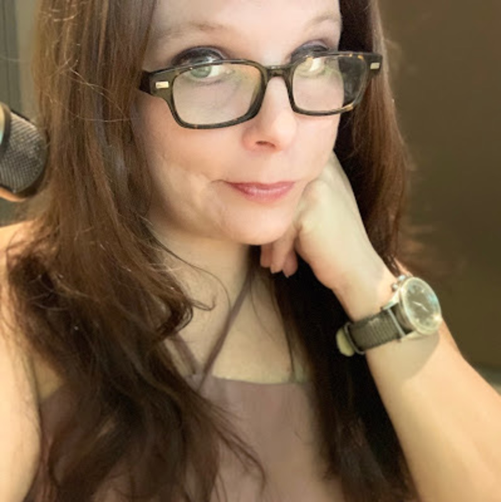 Meet your Posher, Robyn